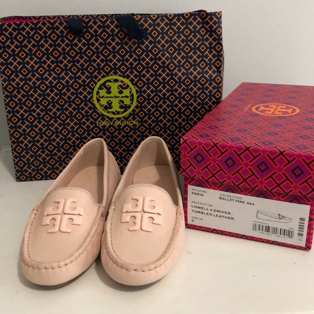 Tory Burch Lowell 2 Driver Tumbled Leather